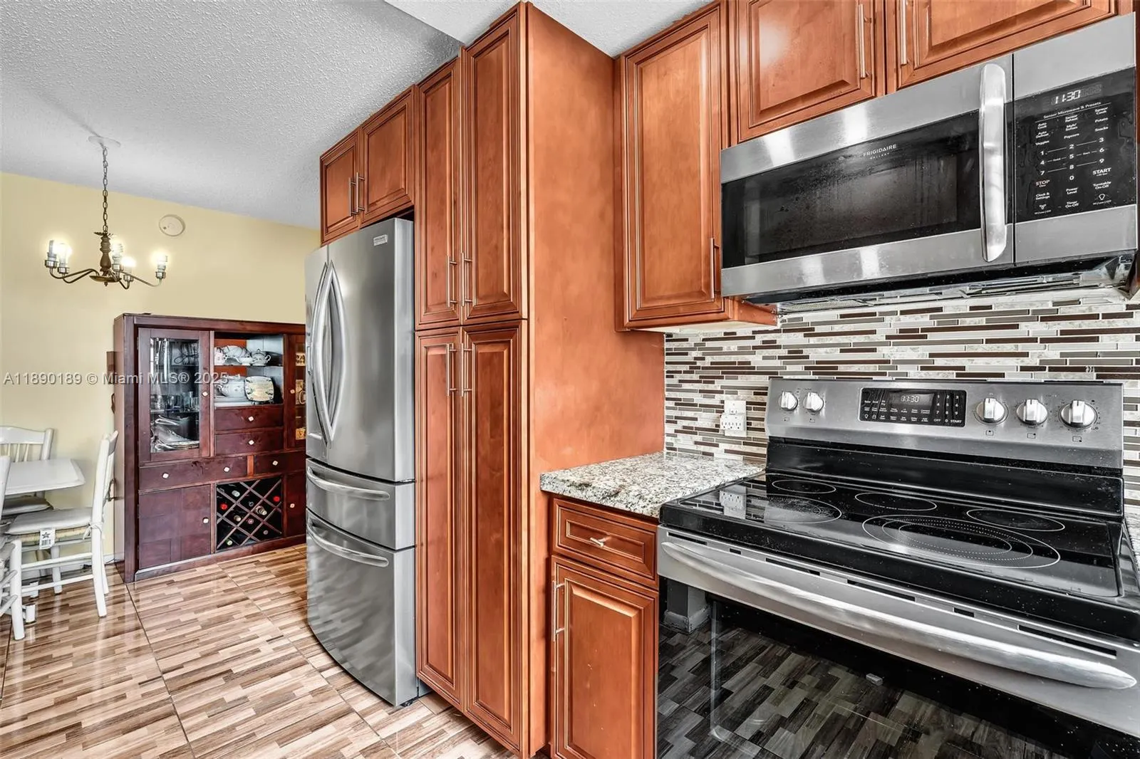 160 Markham H, #160