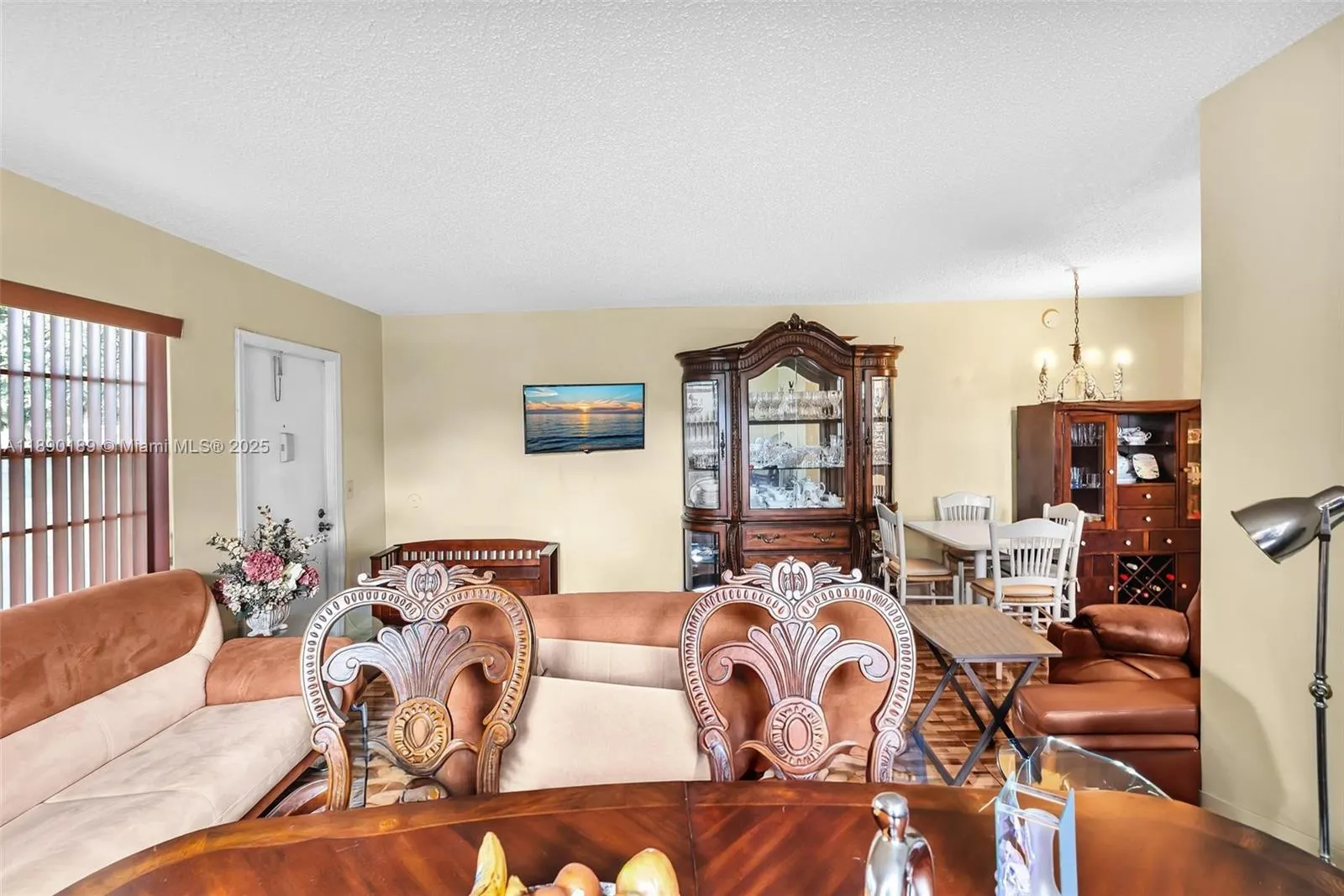 160 Markham H, #160