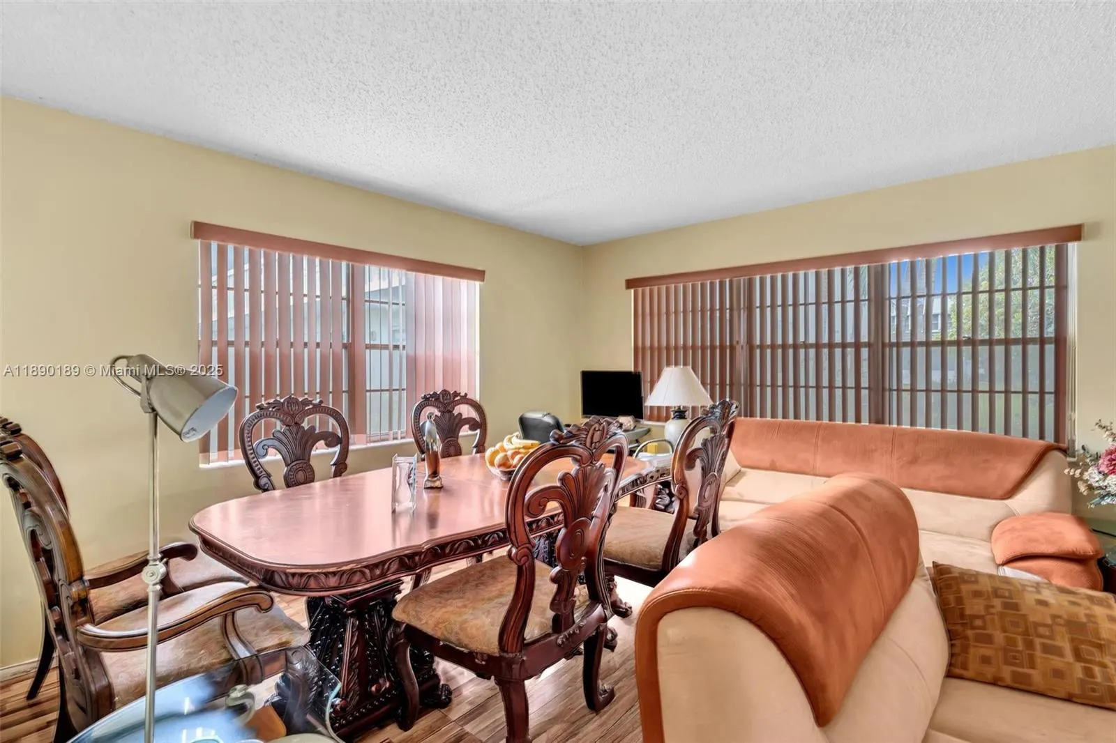 160 Markham H, #160