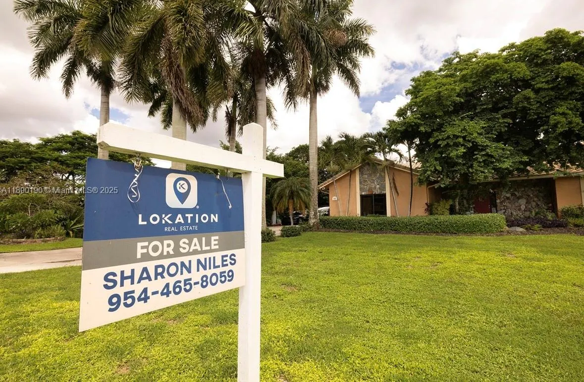 2180 SW 115th Ter