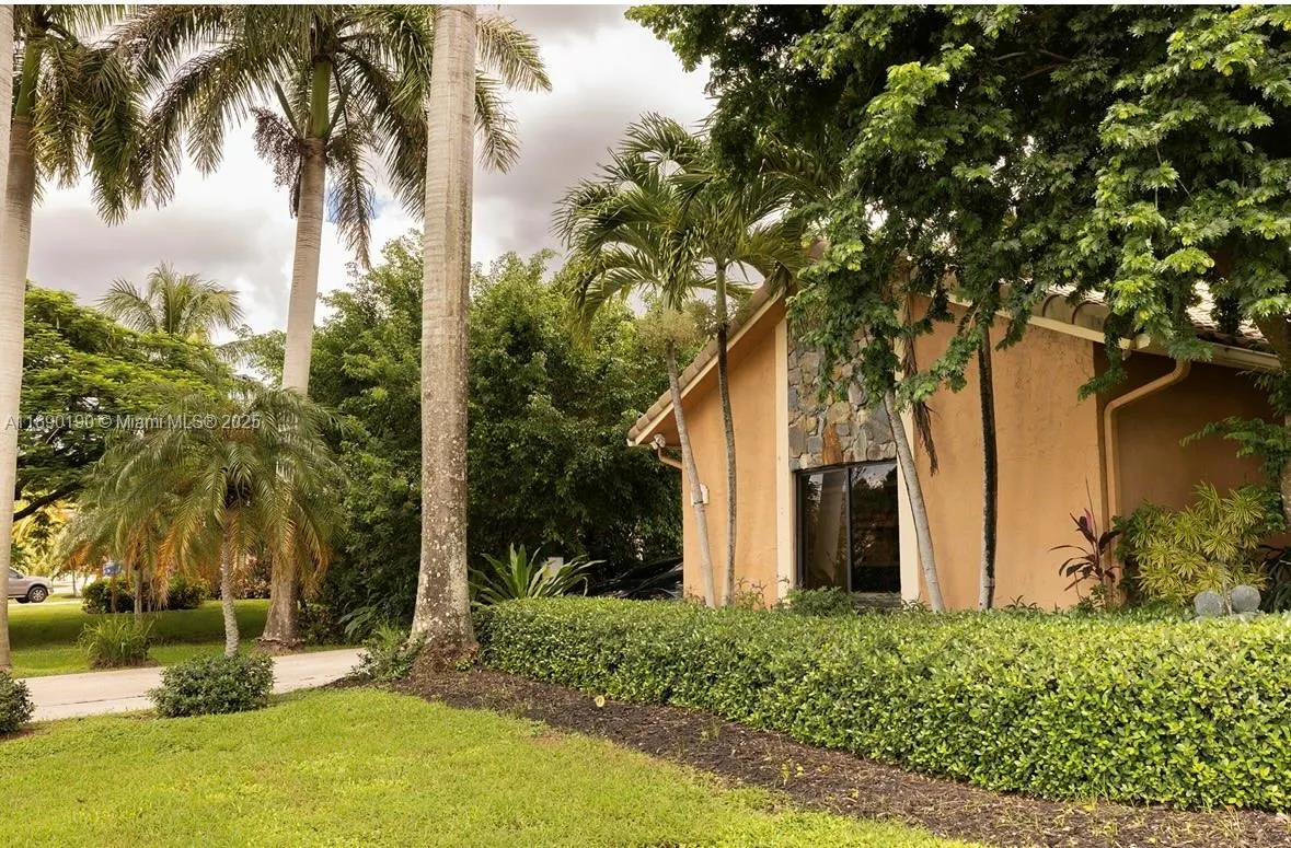 2180 SW 115th Ter