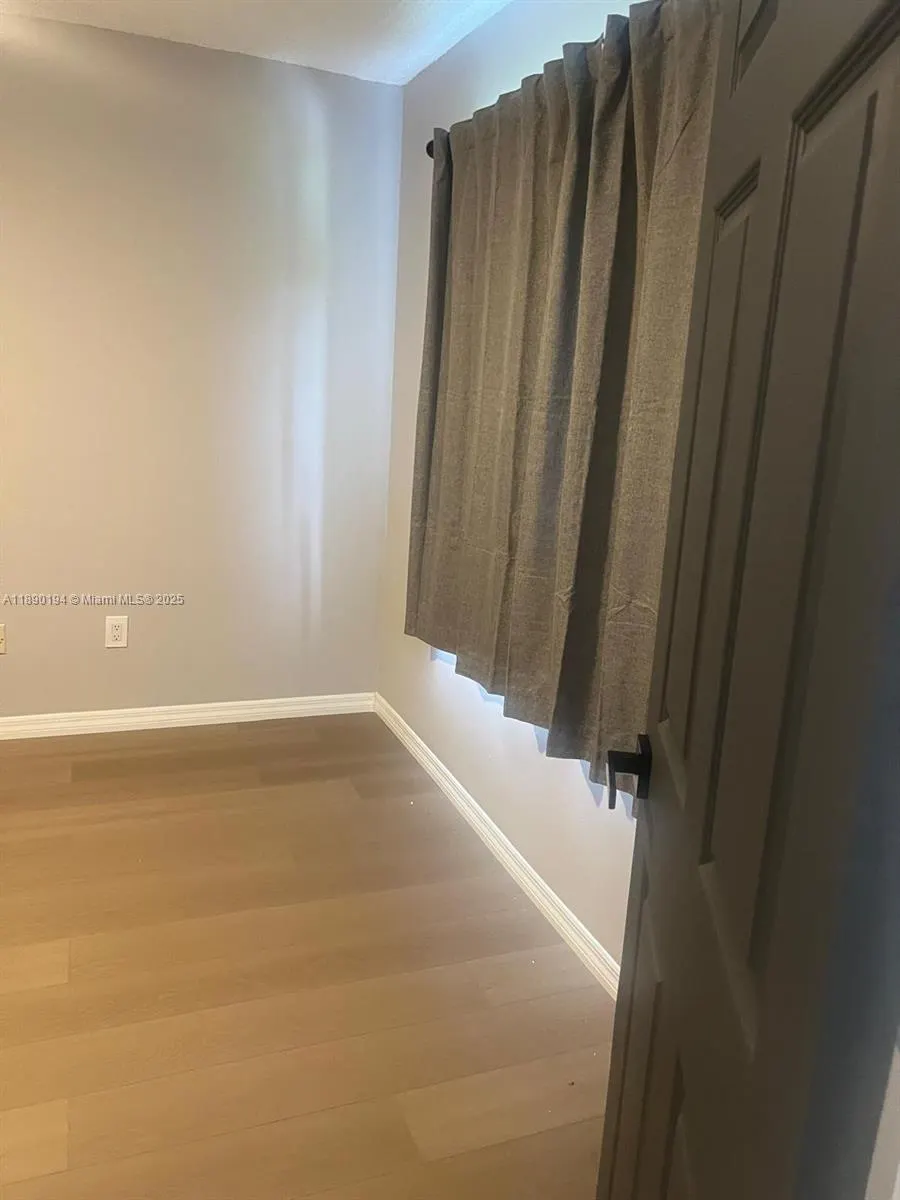 438 NE 210th Cir Ter, #102-4B