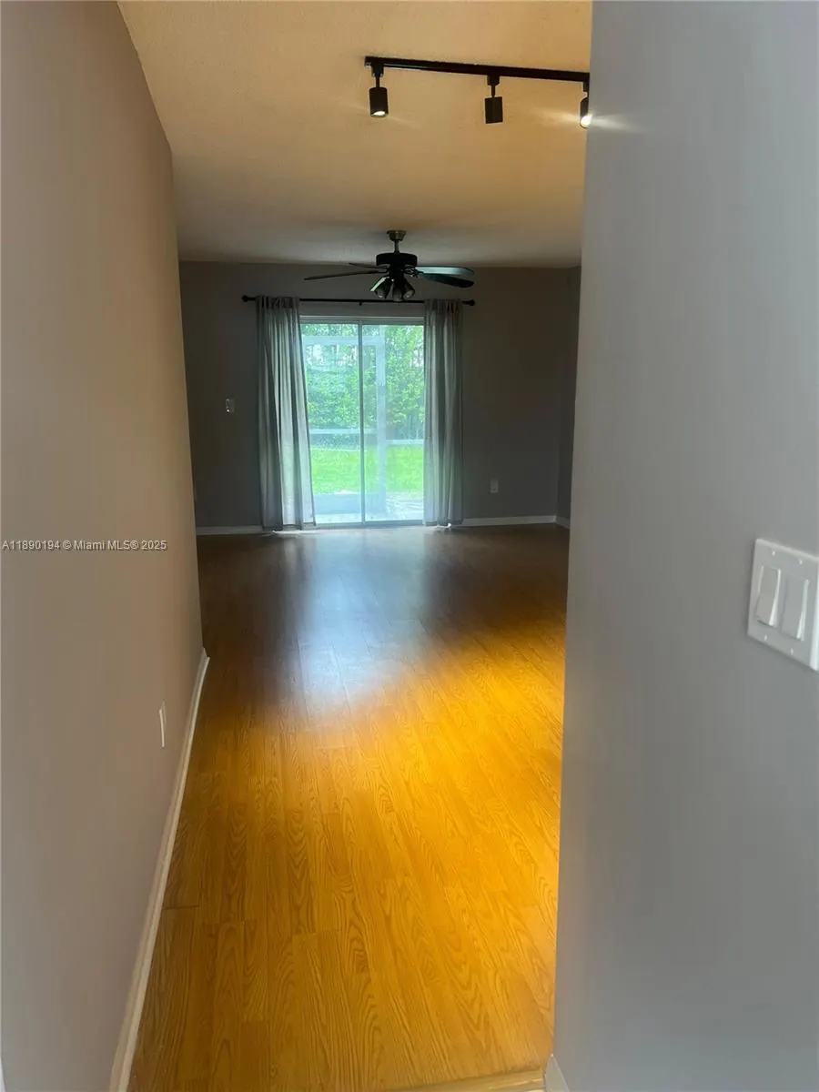 438 NE 210th Cir Ter, #102-4B
