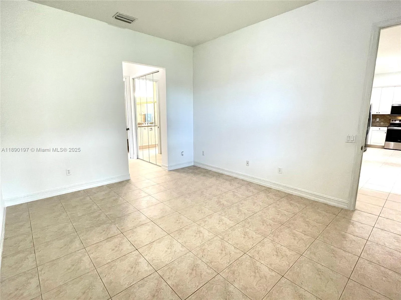 6843 Montrose Way