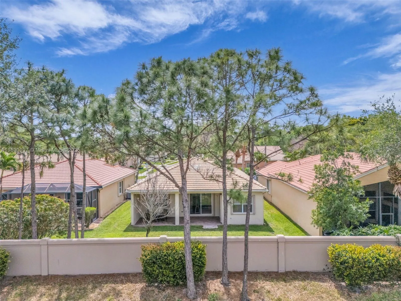 6843 Montrose Way