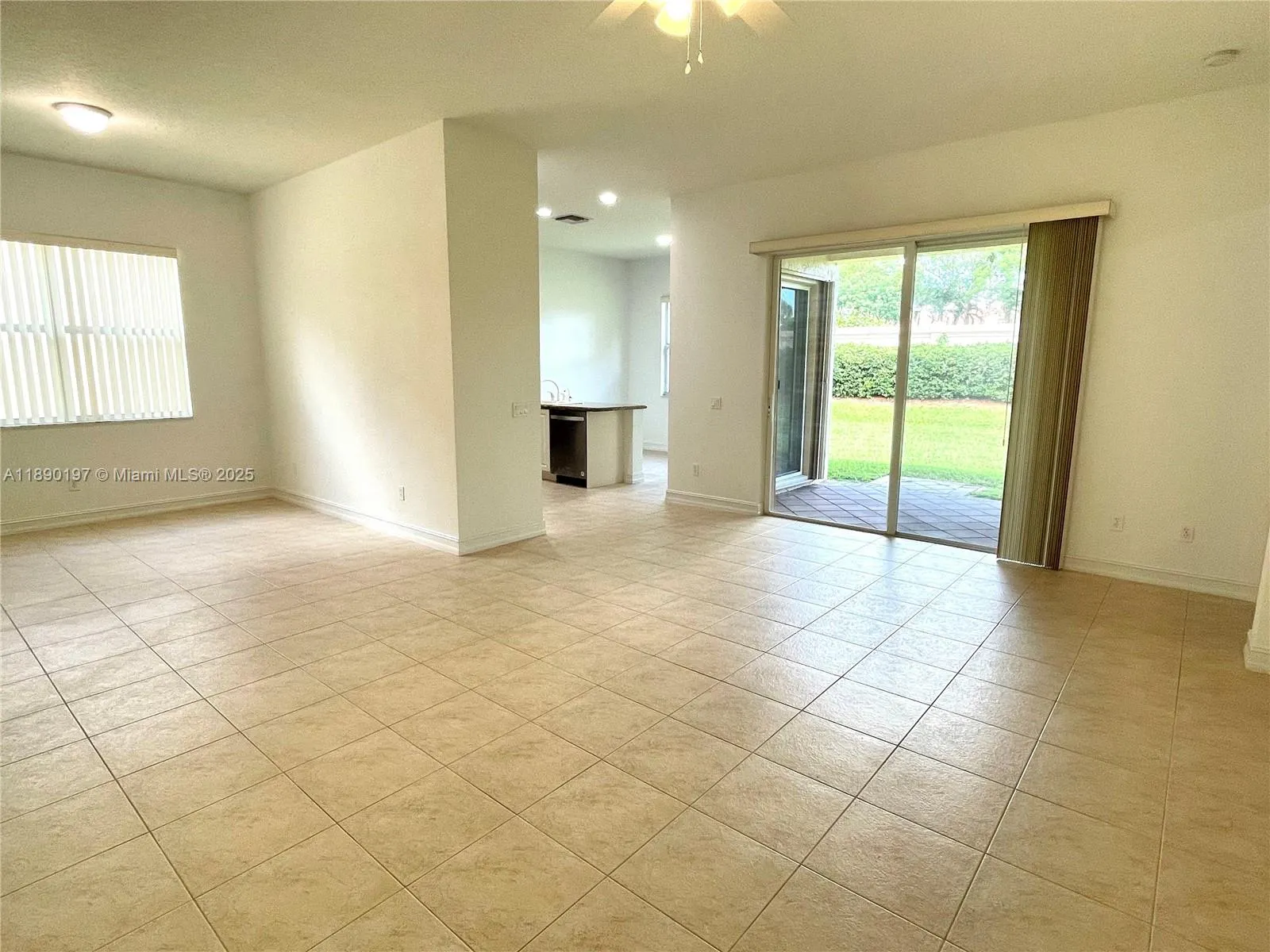 6843 Montrose Way