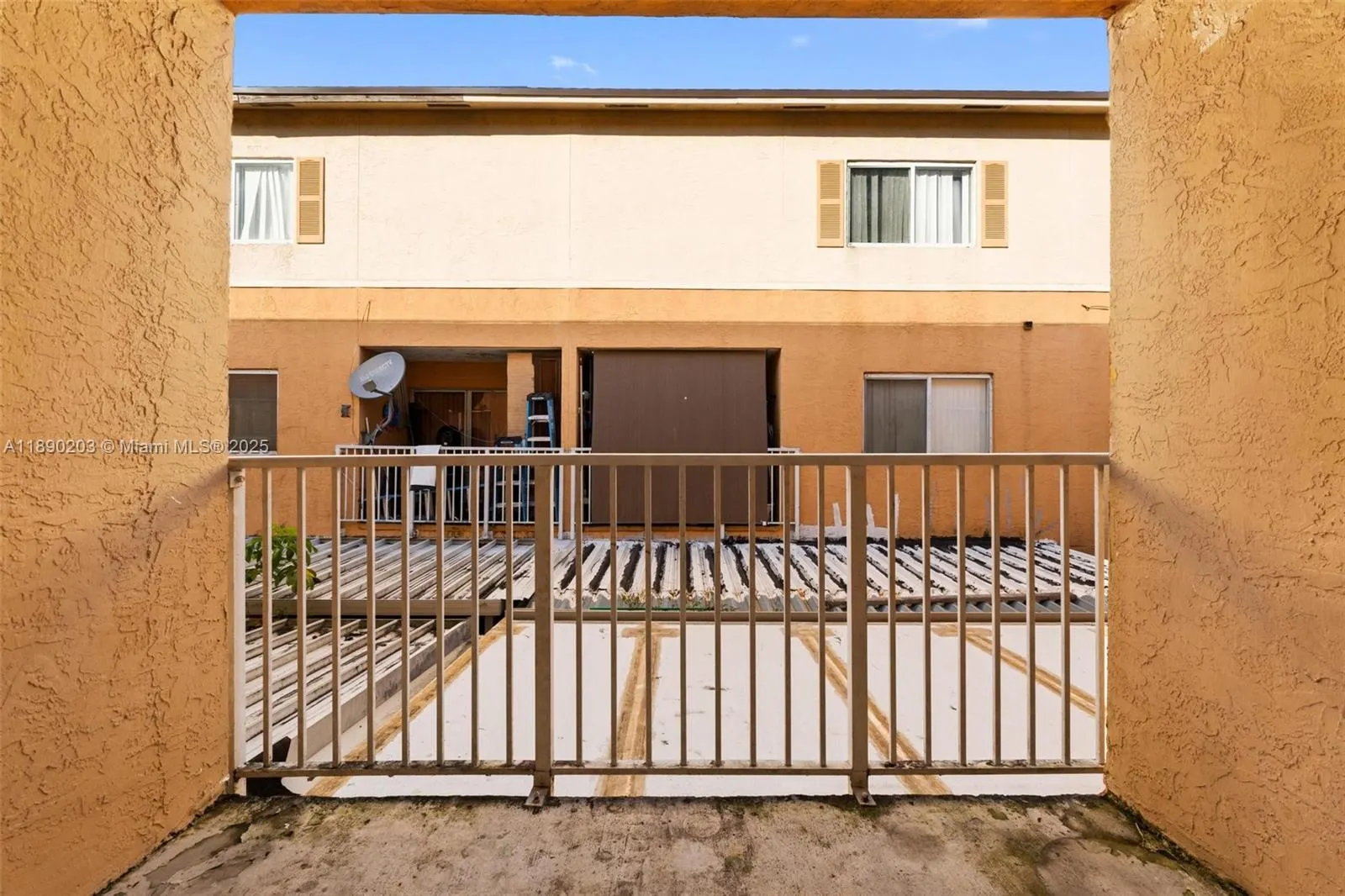 6255 Kendale Lakes Cir, #D-230