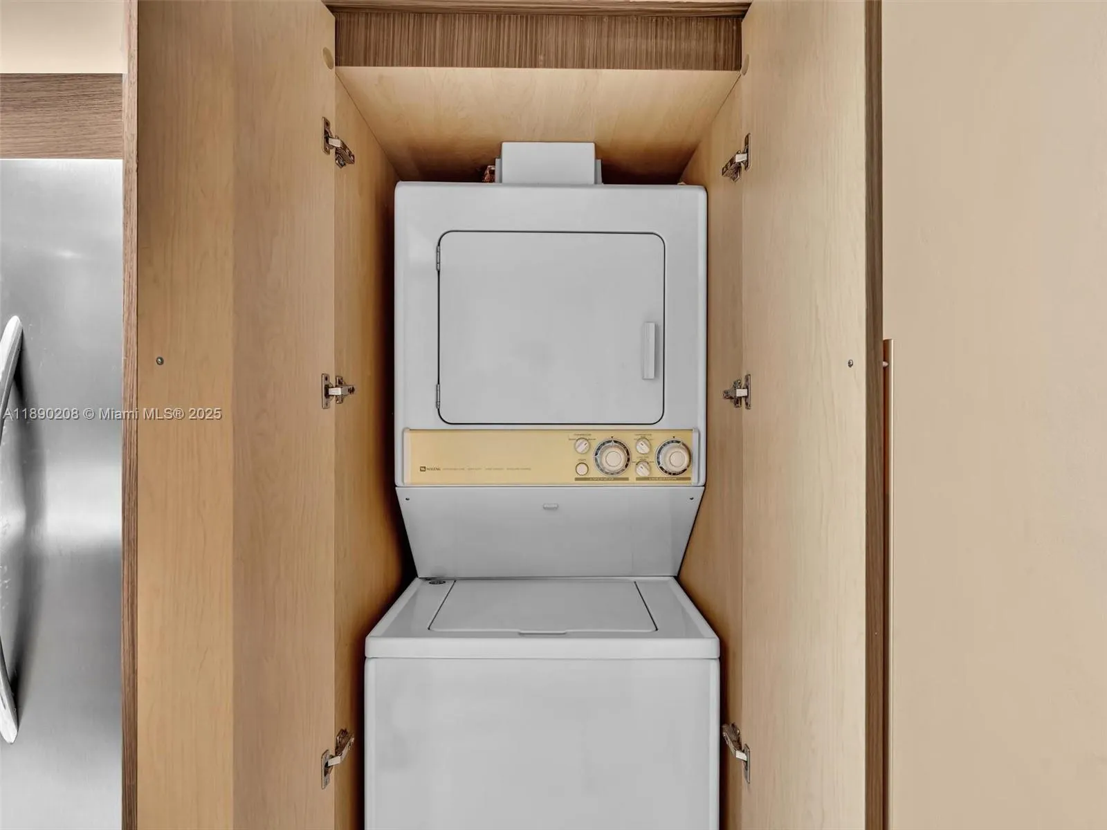 600 Biltmore Way, #406