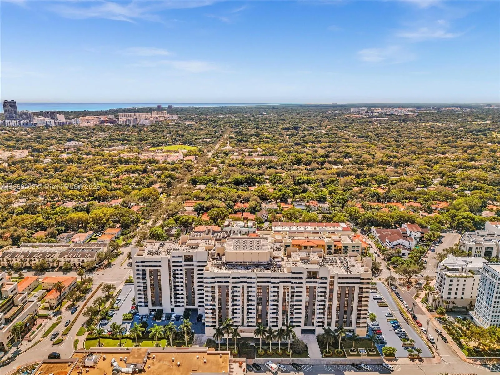 600 Biltmore Way, #406