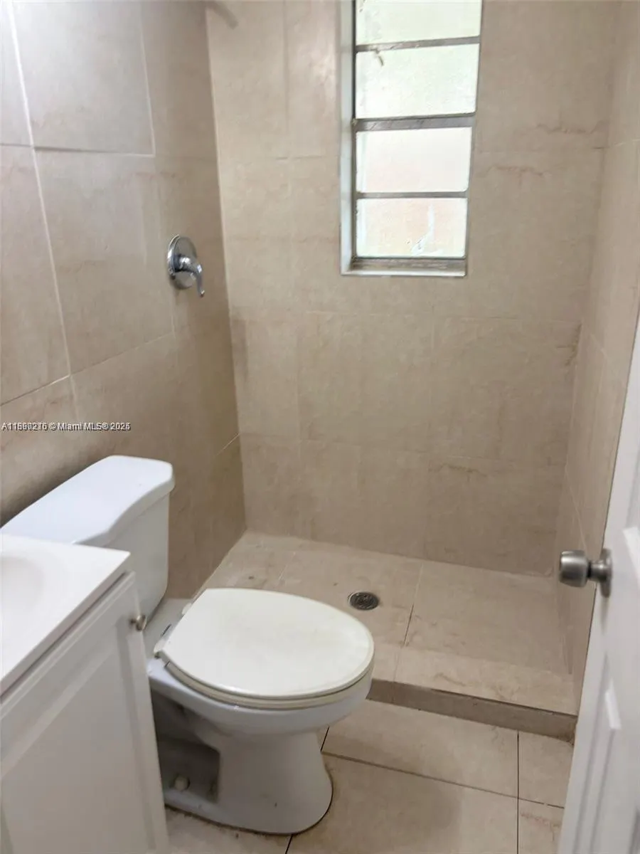 2750 Pierce St, #3