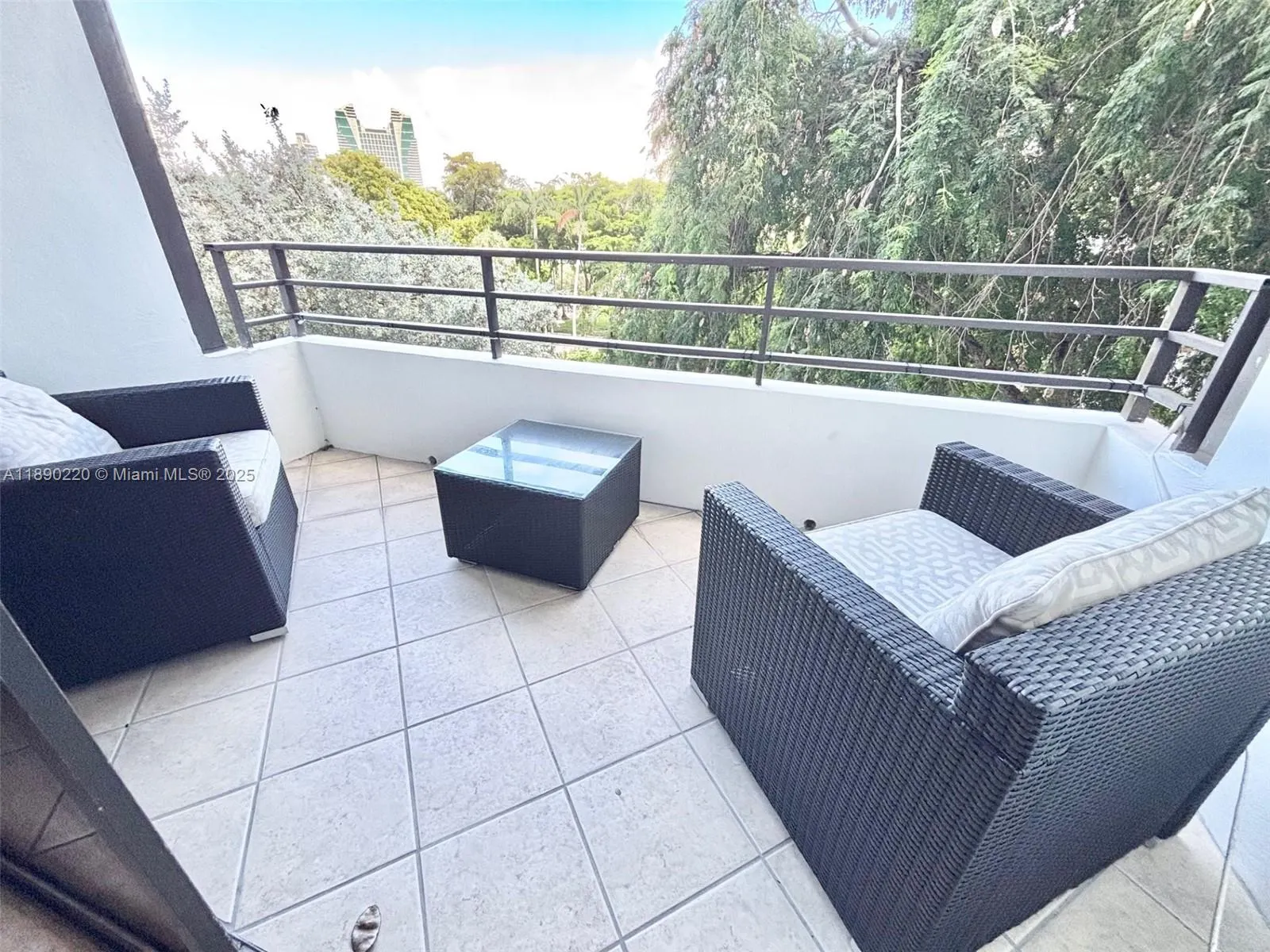 500 Three Islands Blvd, #102