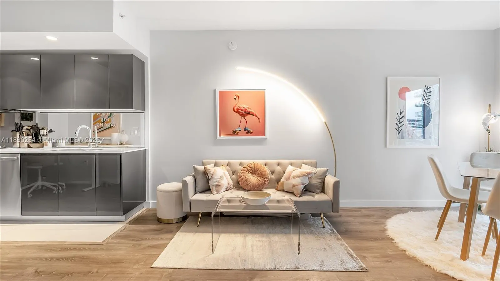 31 SE 6th St, #2203