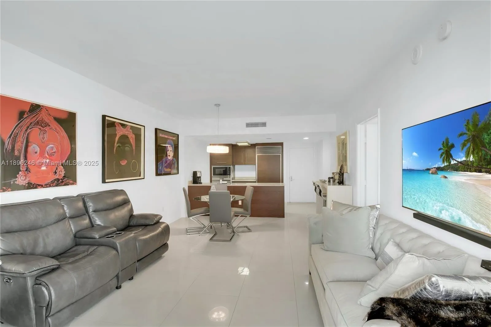 475 Brickell Ave, #4711