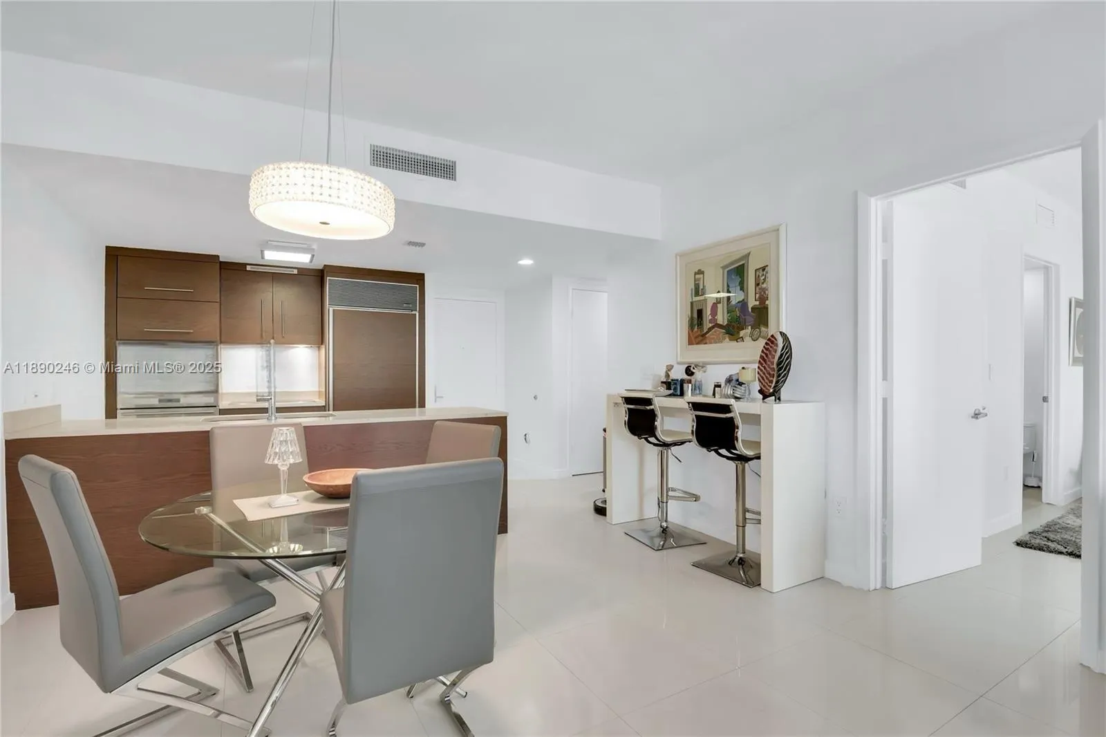 475 Brickell Ave, #4711