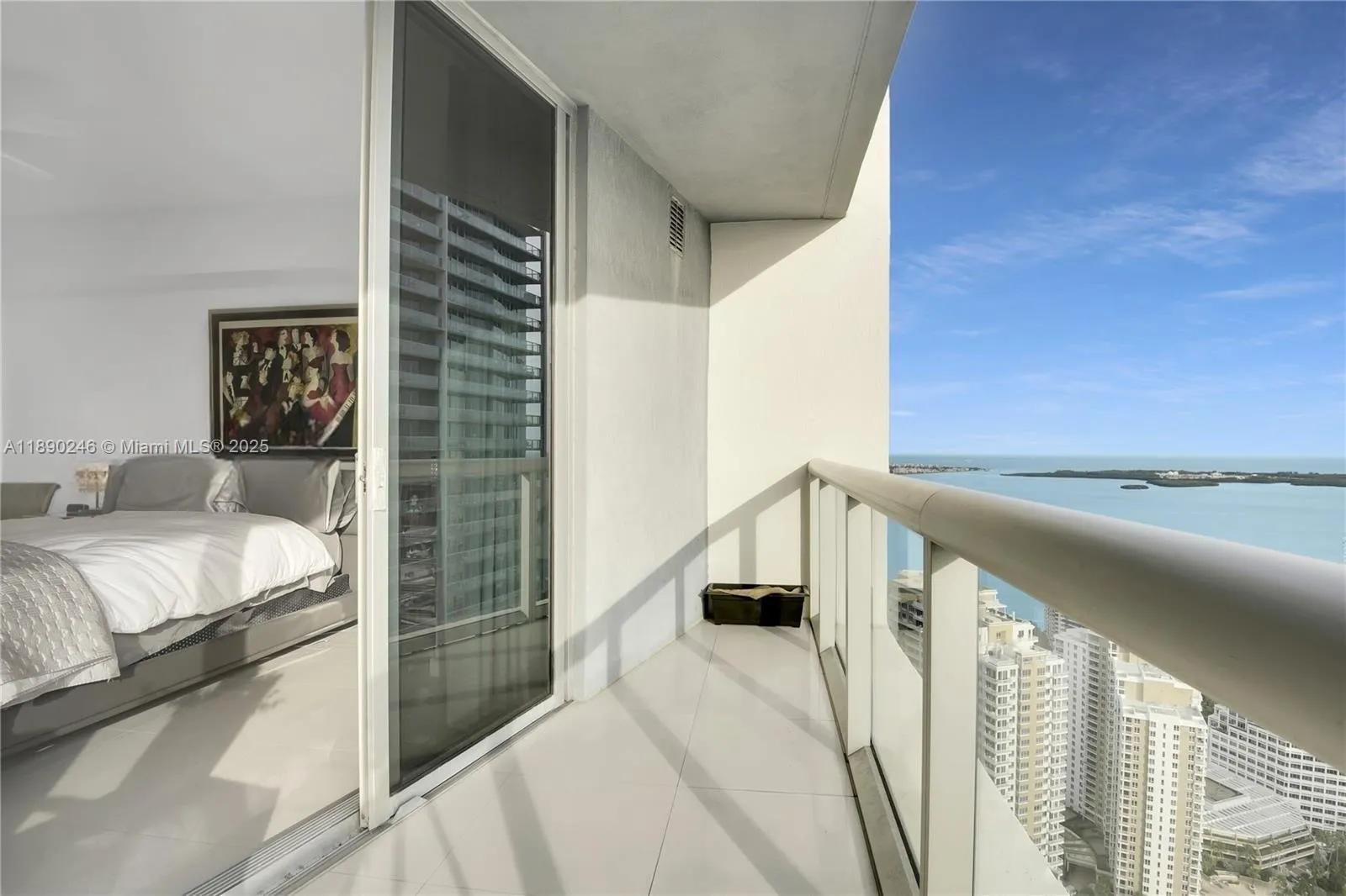 475 Brickell Ave, #4711