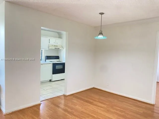 16919 N Bay Rd, #919