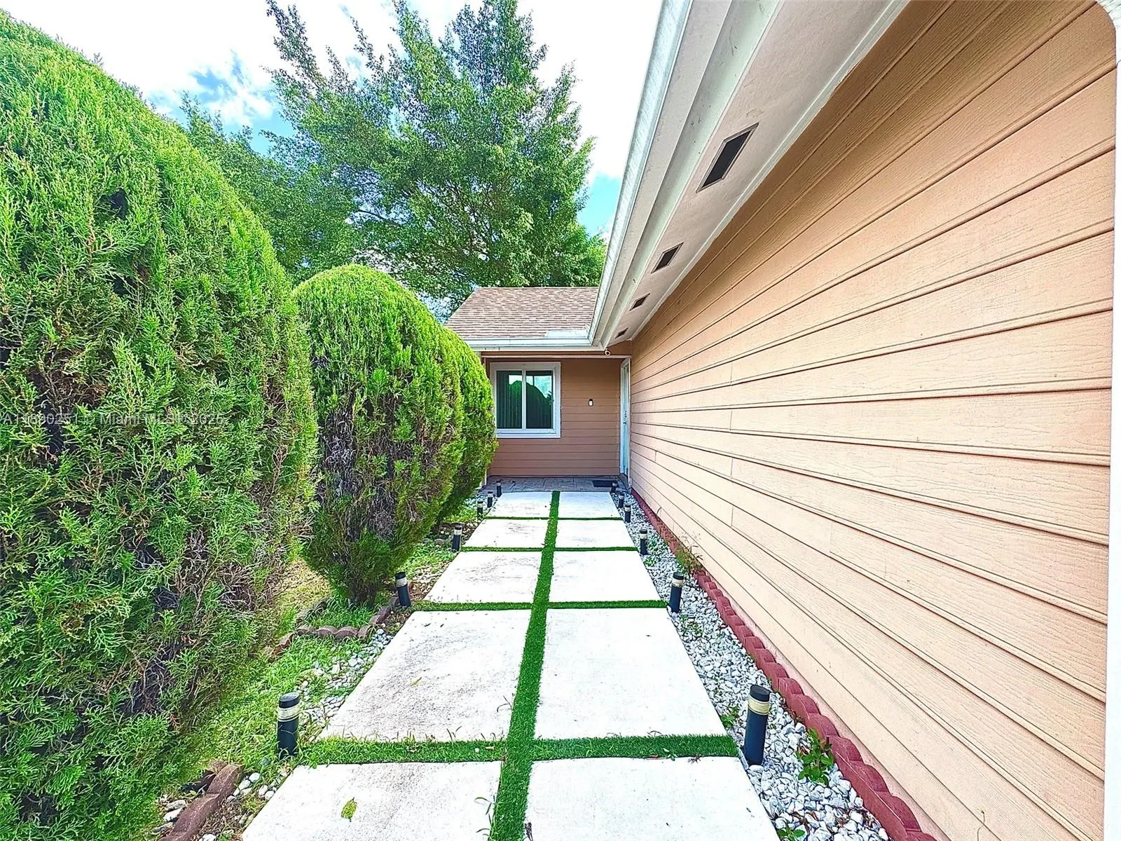 14145 SW 100th Ter