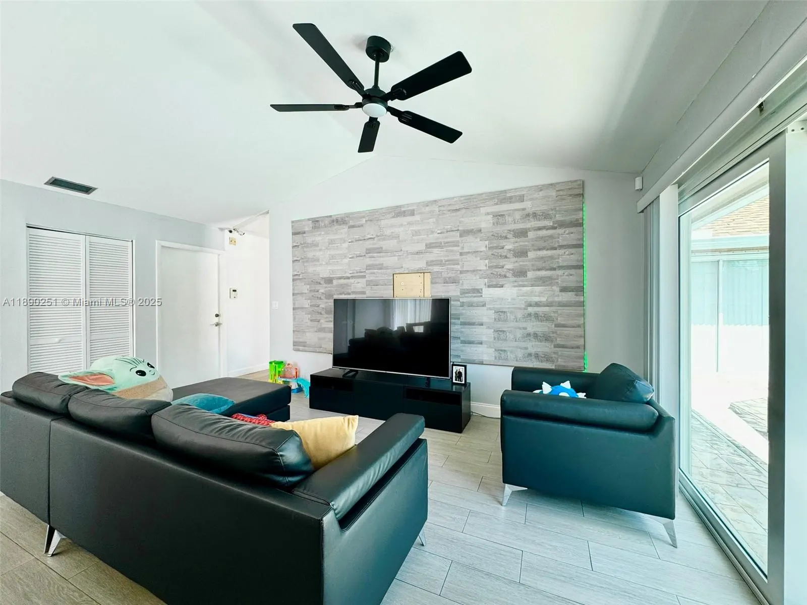 14145 SW 100th Ter