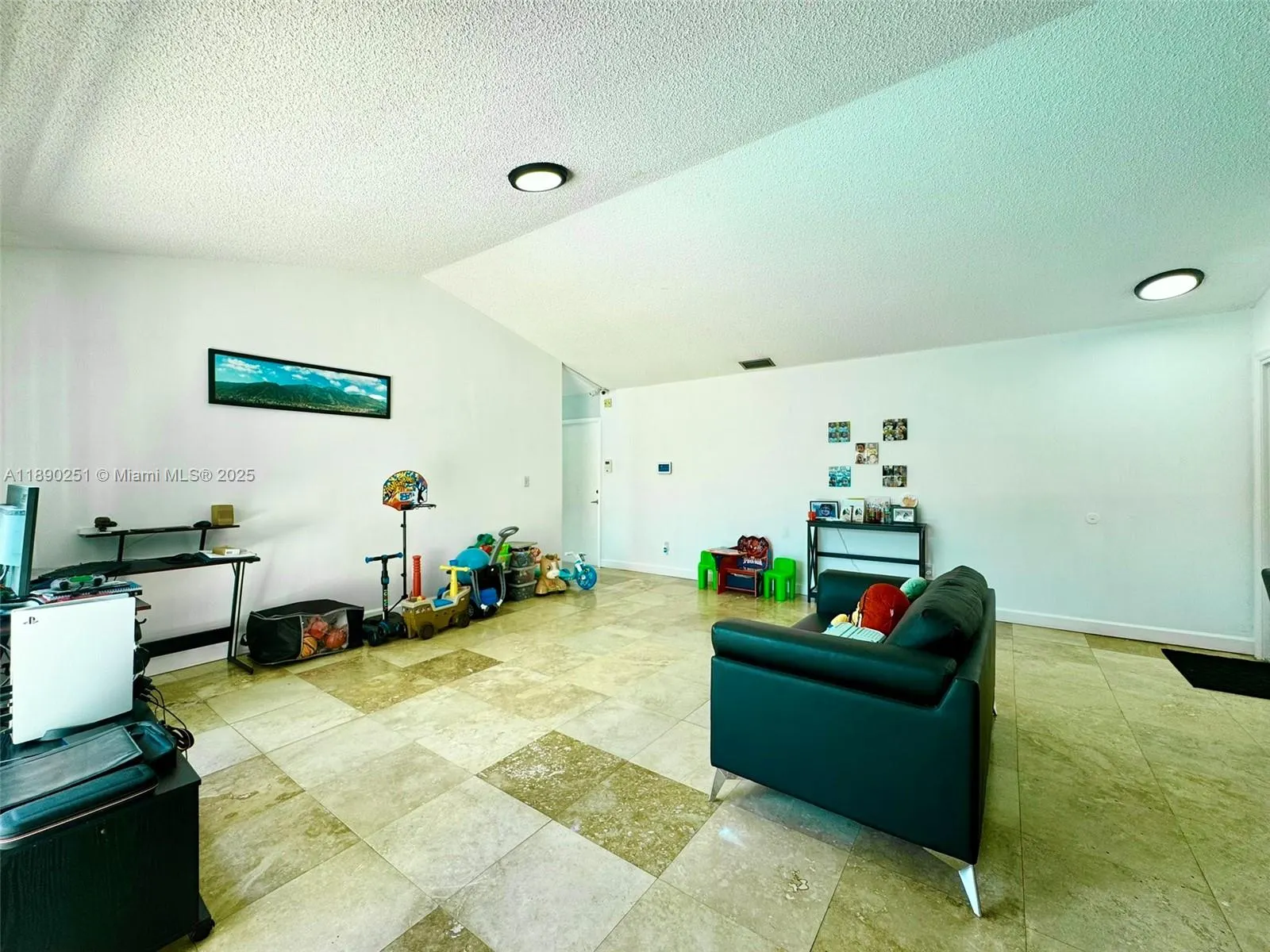 14145 SW 100th Ter