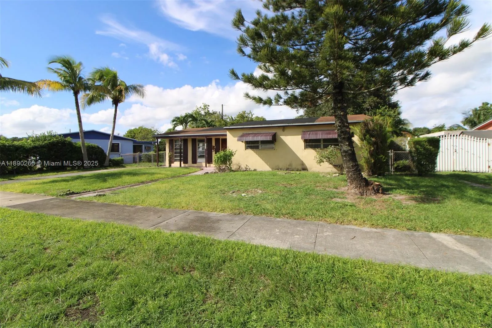 1265 NW 187th St