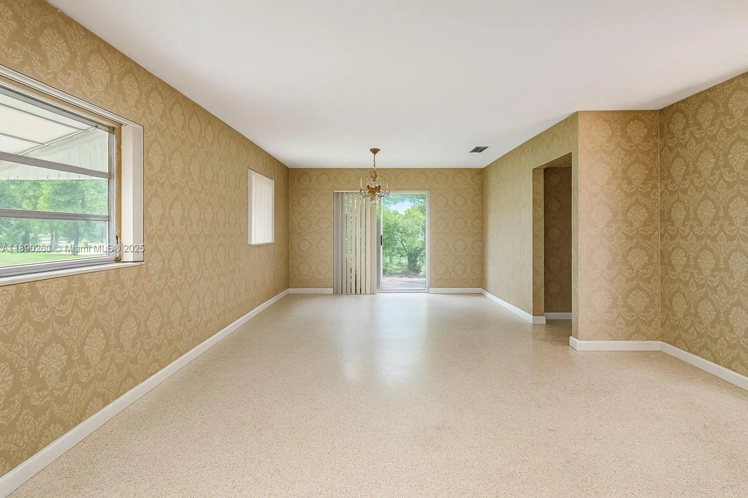1265 NW 187th St