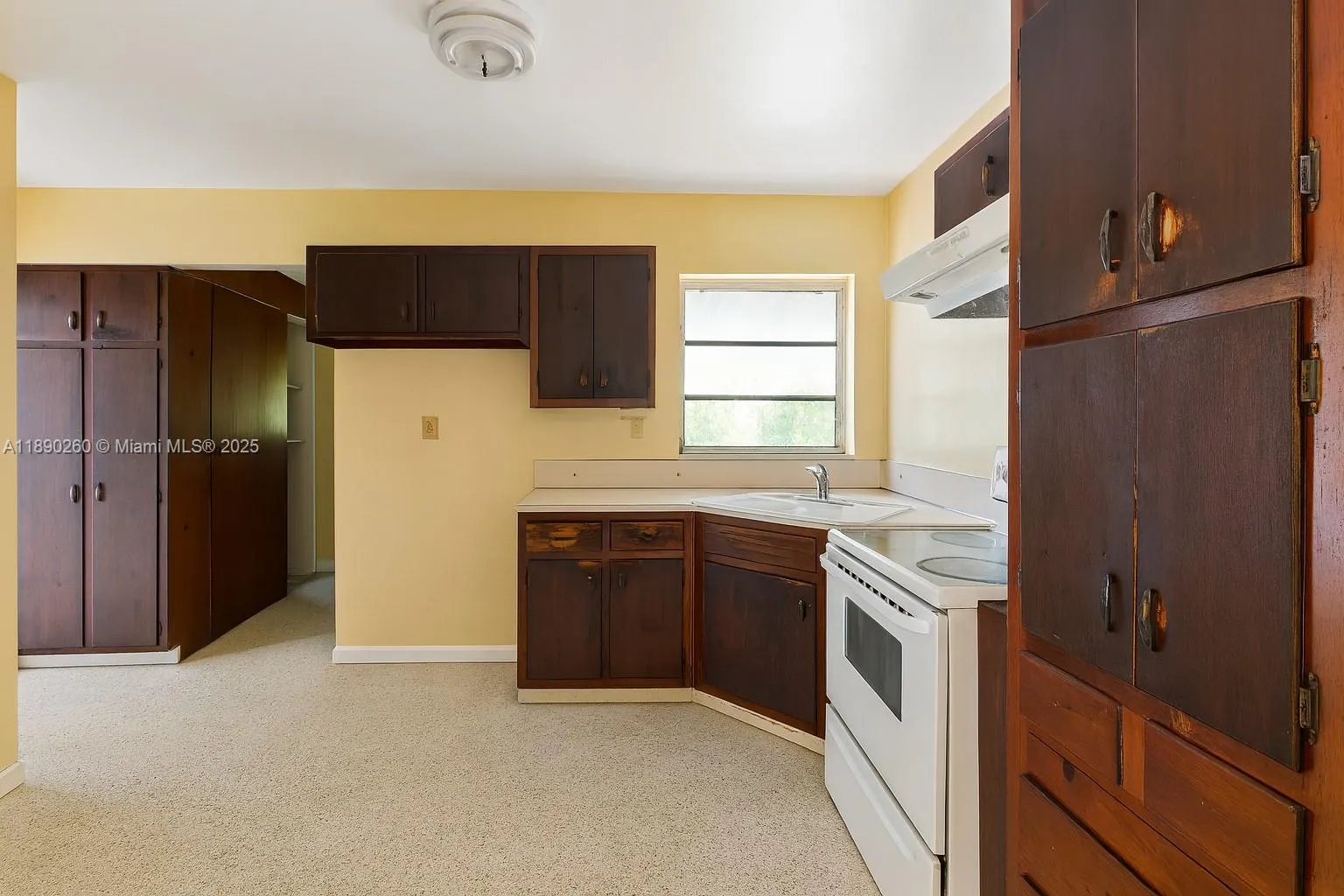 1265 NW 187th St
