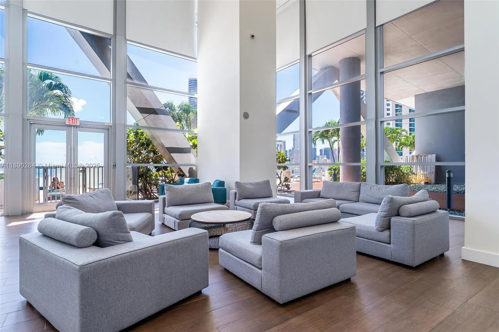 888 Biscayne Blvd, #1210