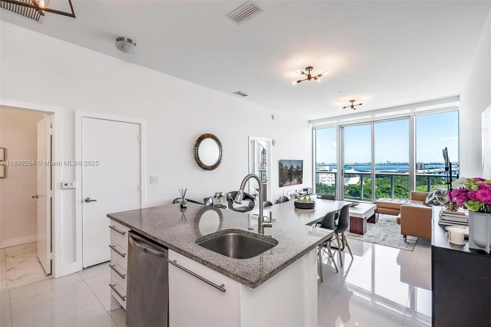 888 Biscayne Blvd, #1210
