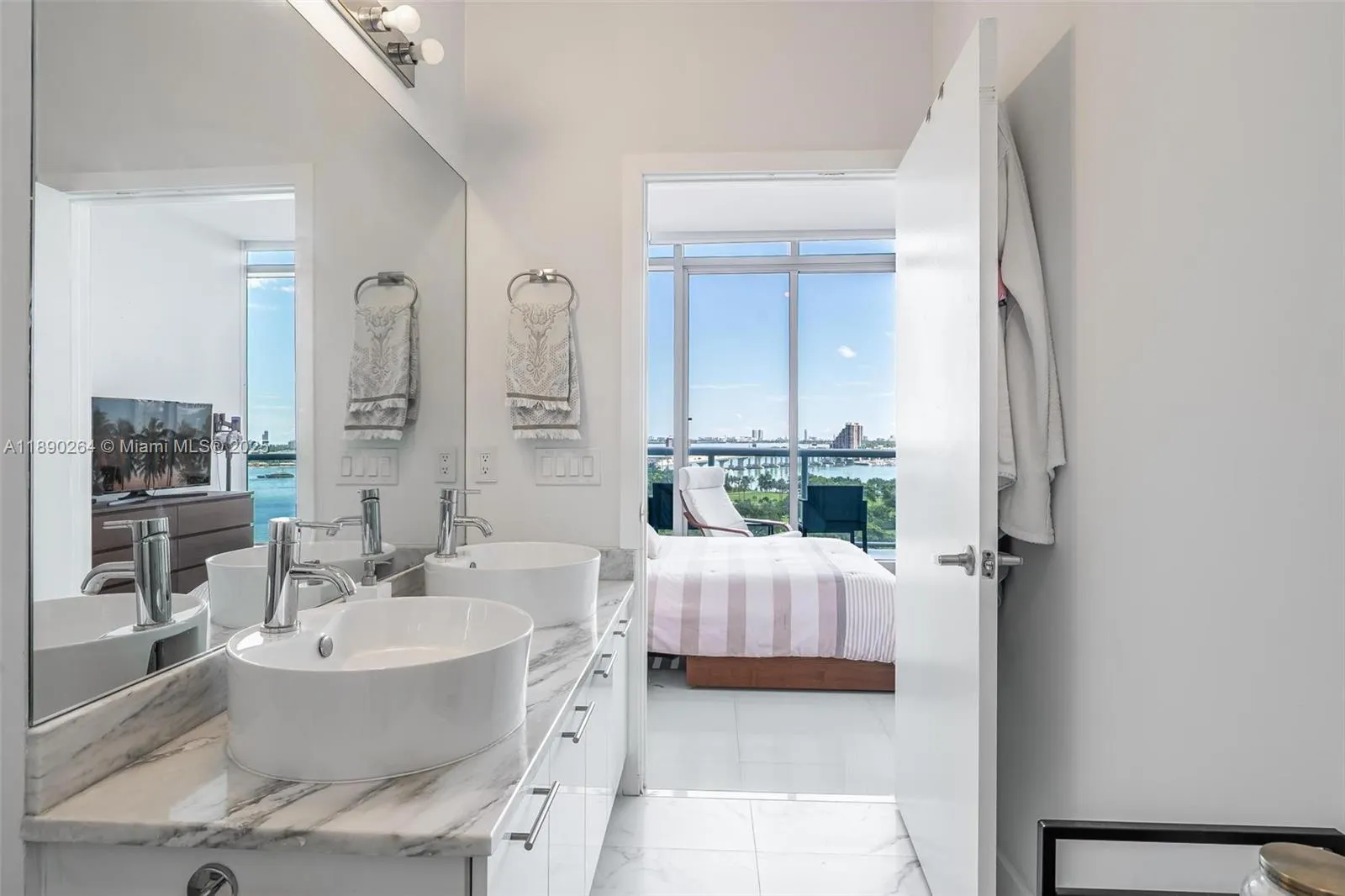 888 Biscayne Blvd, #1210