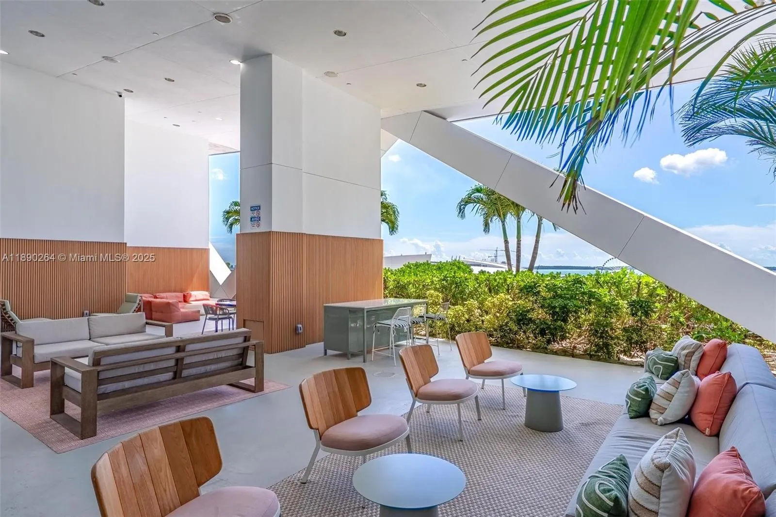 888 Biscayne Blvd, #1210