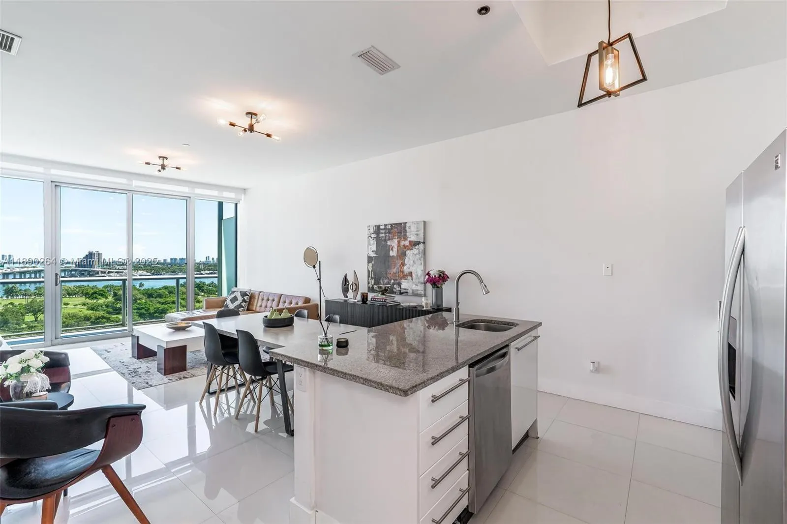 888 Biscayne Blvd, #1210