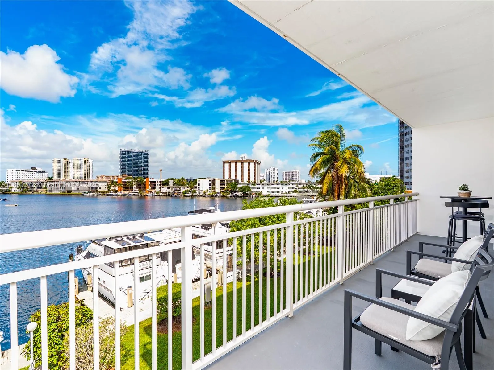 120 Golden Isles Dr, #31B