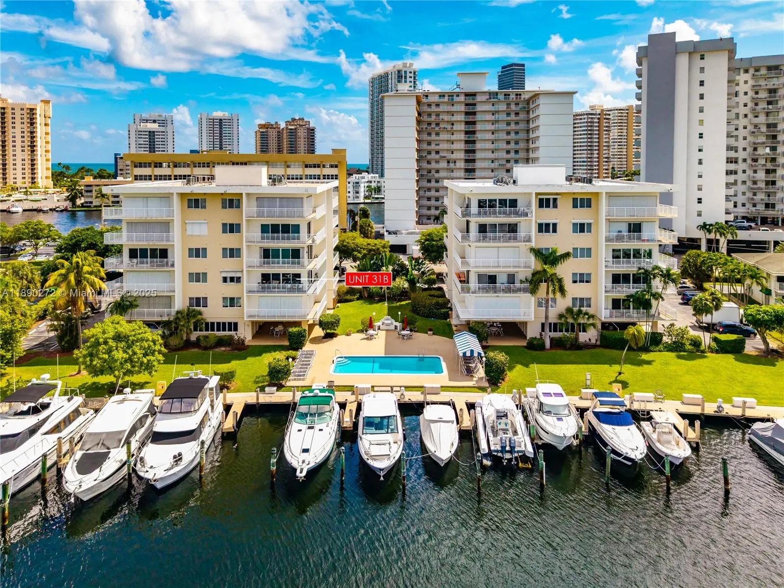 120 Golden Isles Dr, #31B
