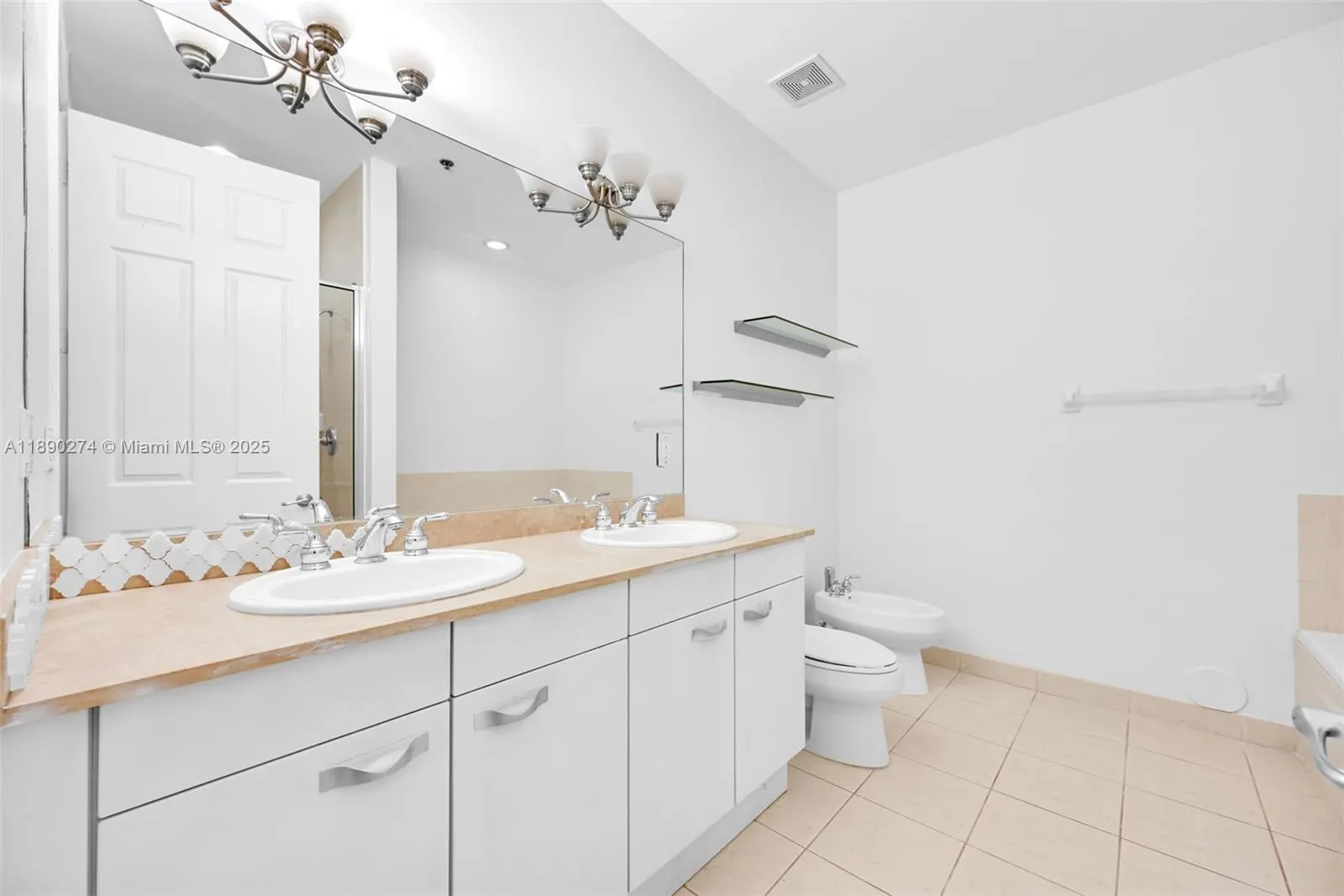 742 NE 7th Ave, #742
