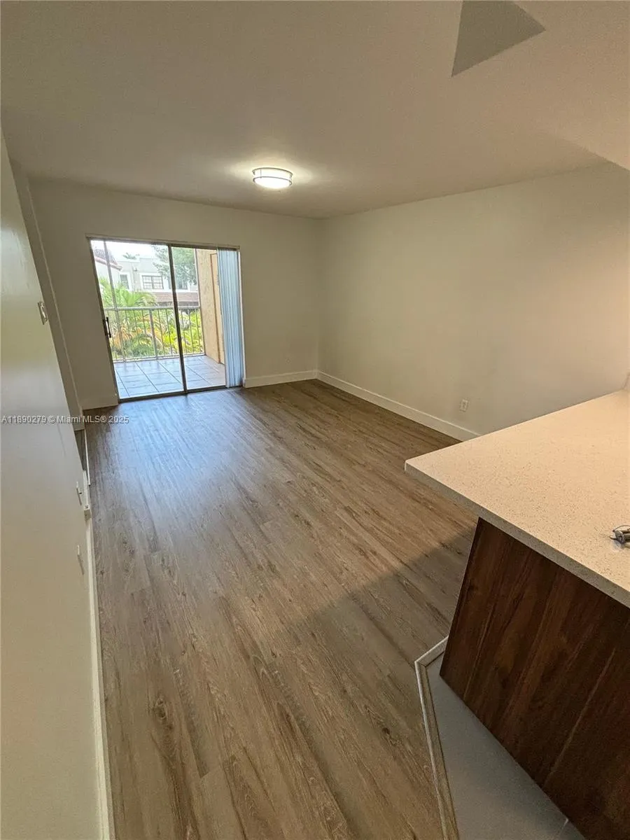 15325 SW 106th Ter, #608