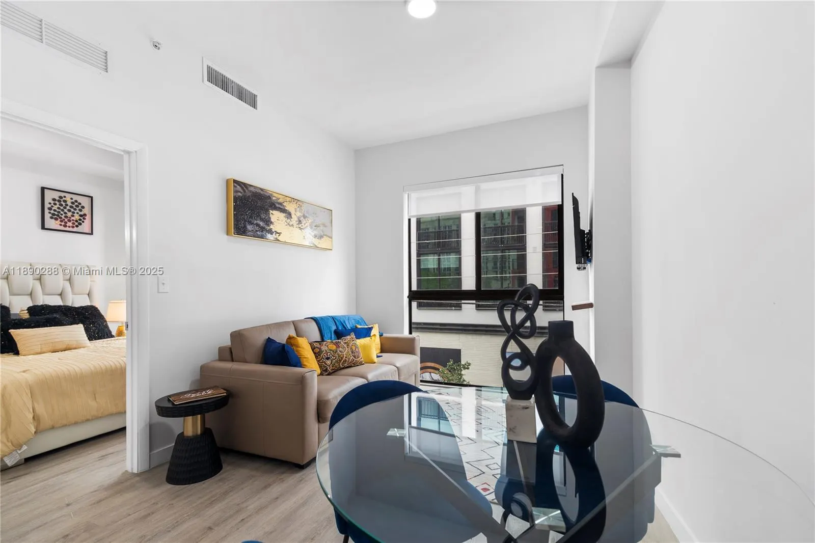 136 NW 26th St, #207