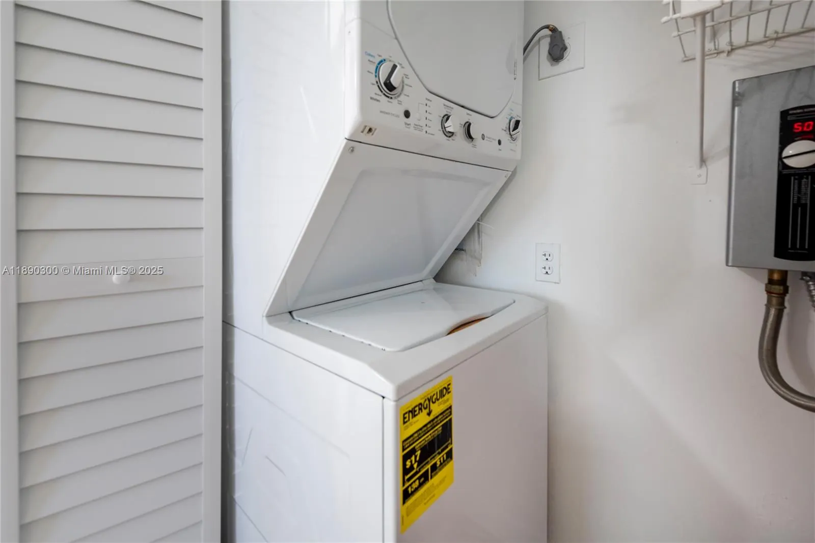 9876 Nob Hill Ct, #9876