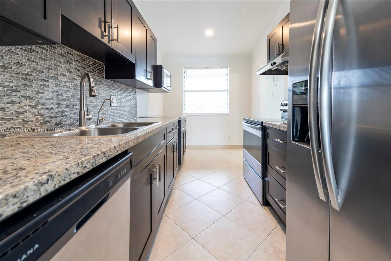 9876 Nob Hill Ct, #9876