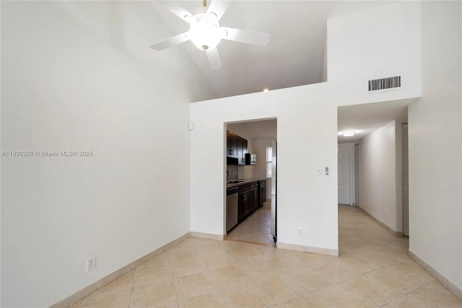 9876 Nob Hill Ct, #9876