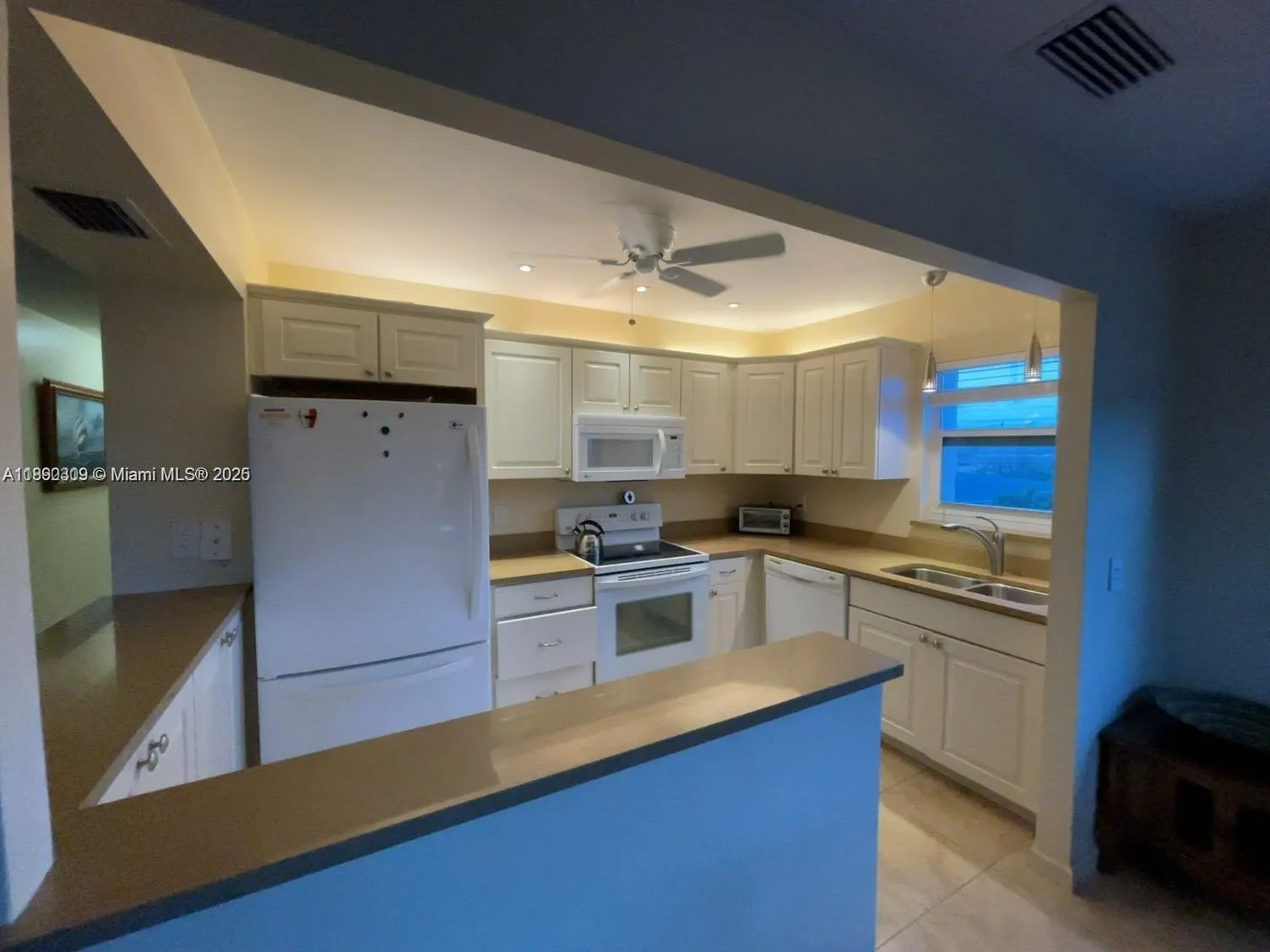 1701 Buchanan St, #301