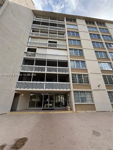 6901 Environ Blvd, #3F