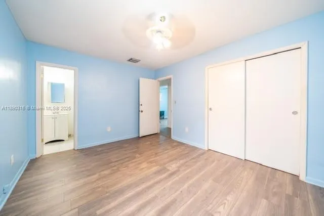1220 NW 190th St