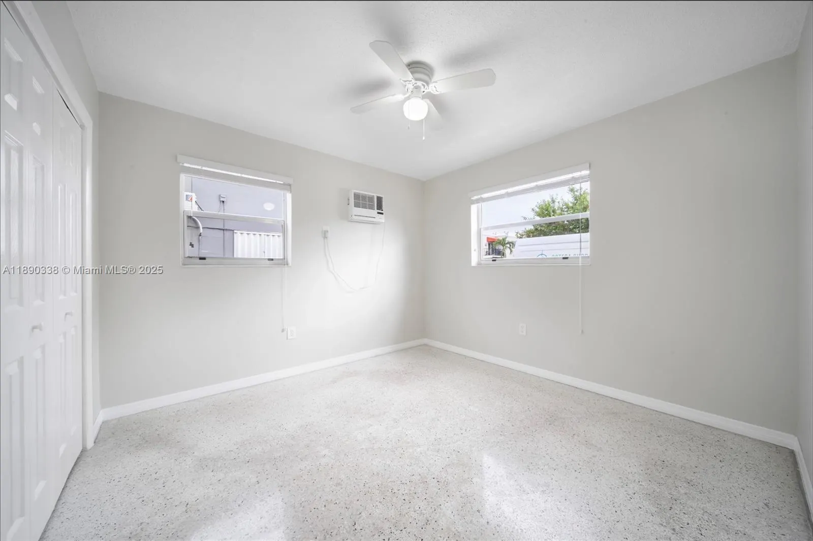 40 W 4th St, #2