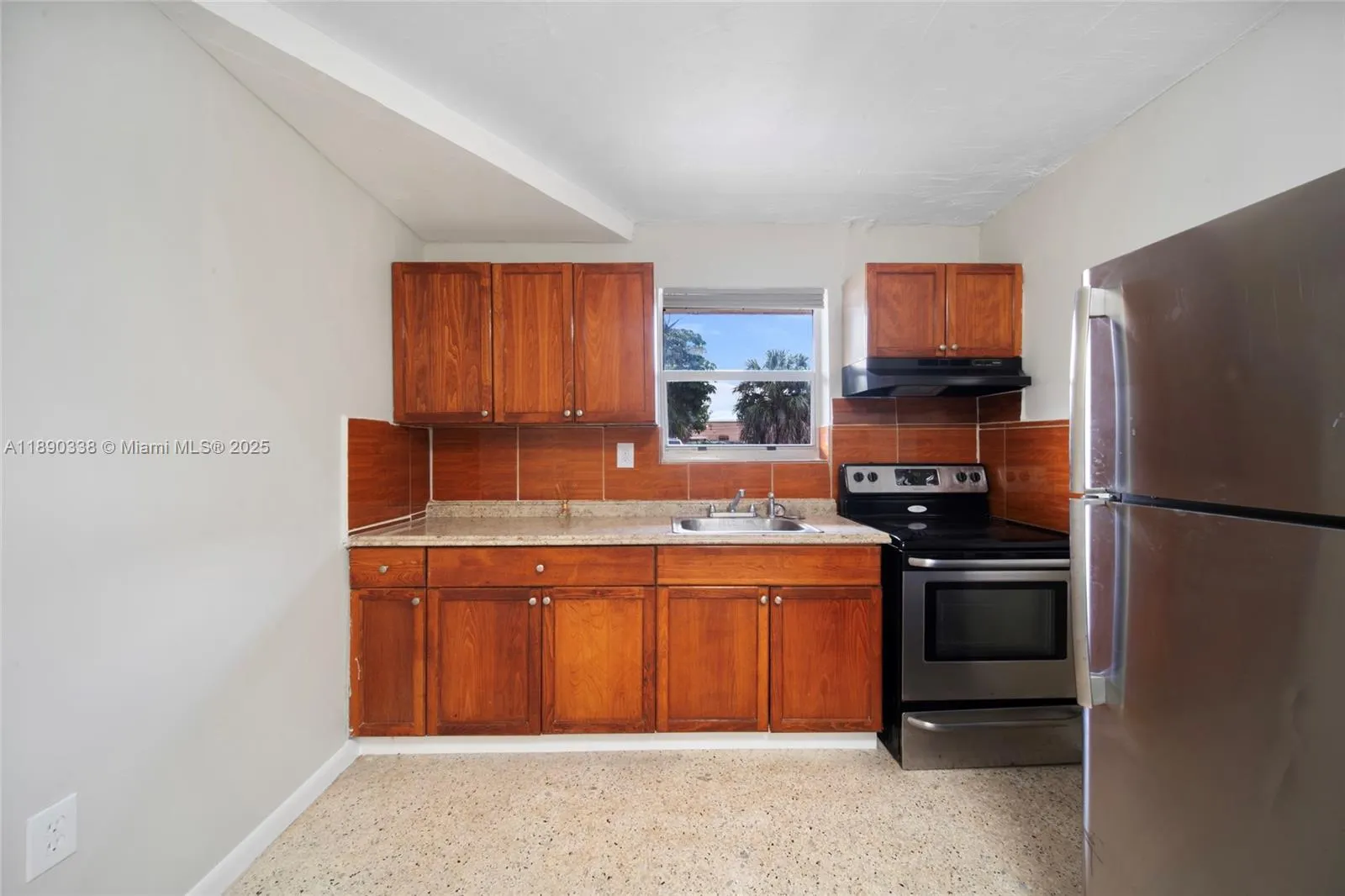 40 W 4th St, #2