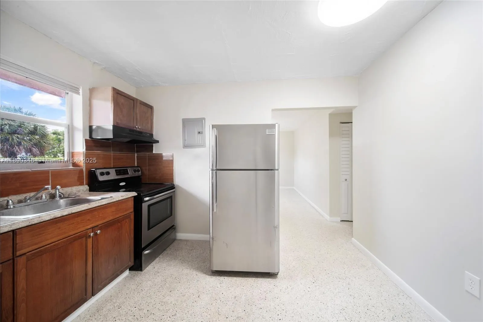 40 W 4th St, #5