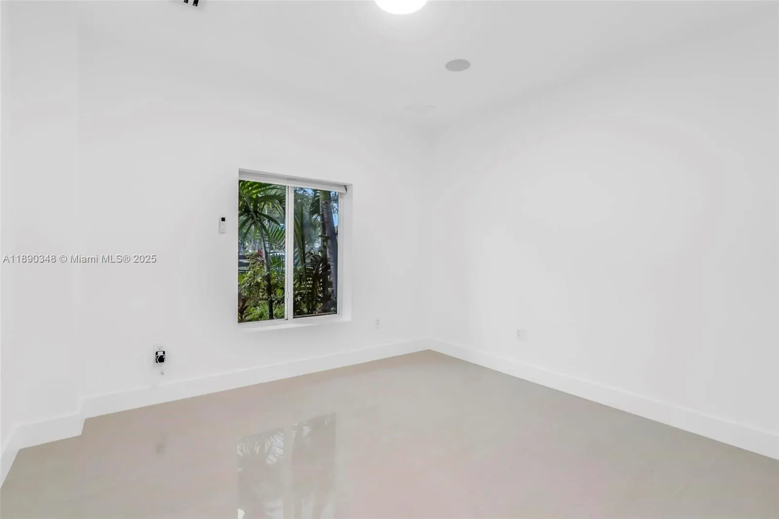 3000 SW 20th St