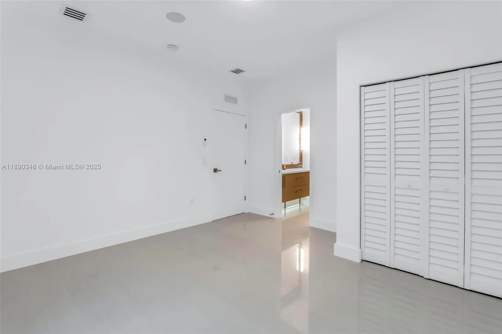 3000 SW 20th St