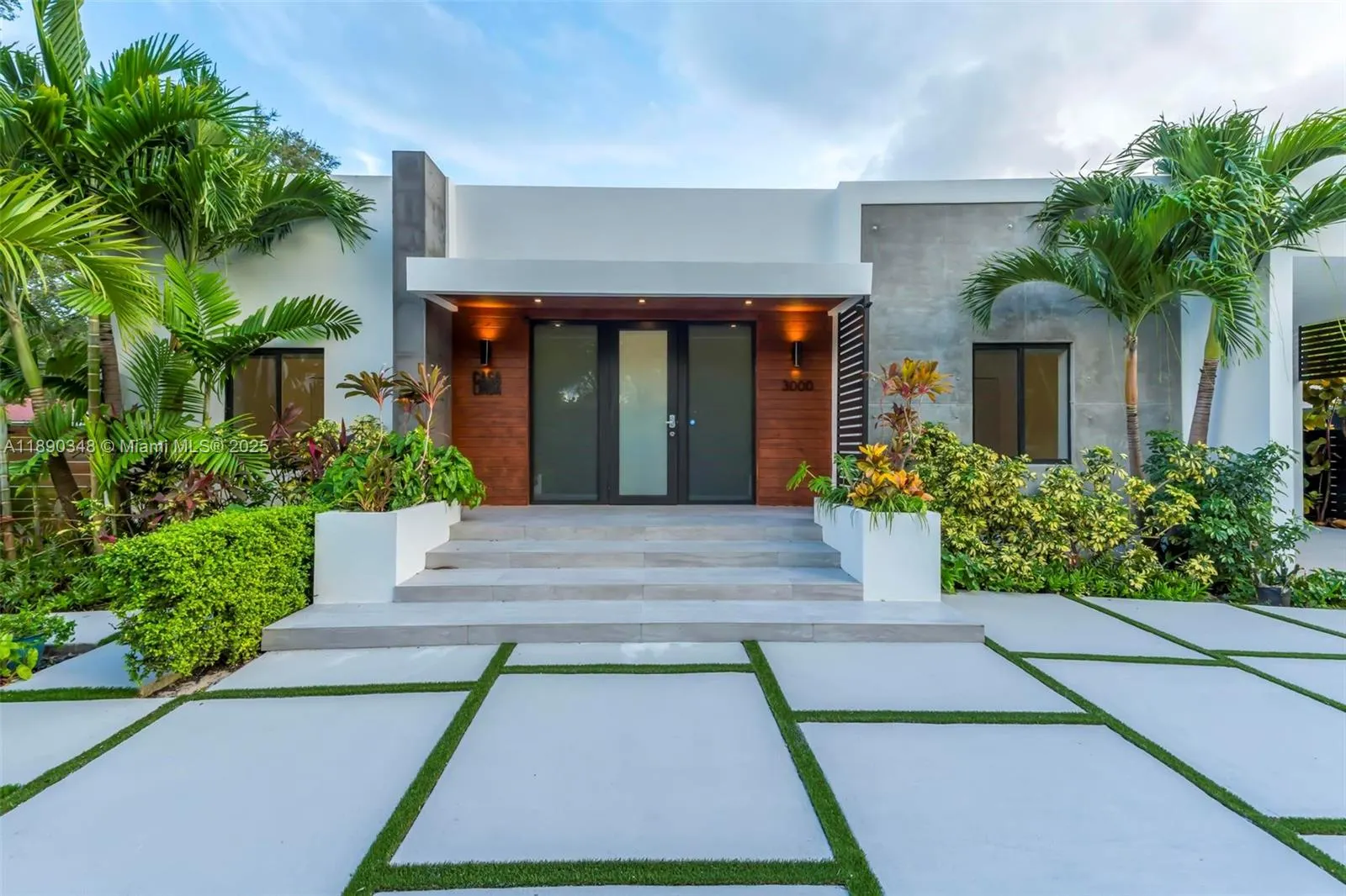 3000 SW 20th St