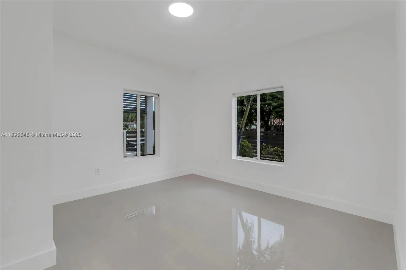 3000 SW 20th St