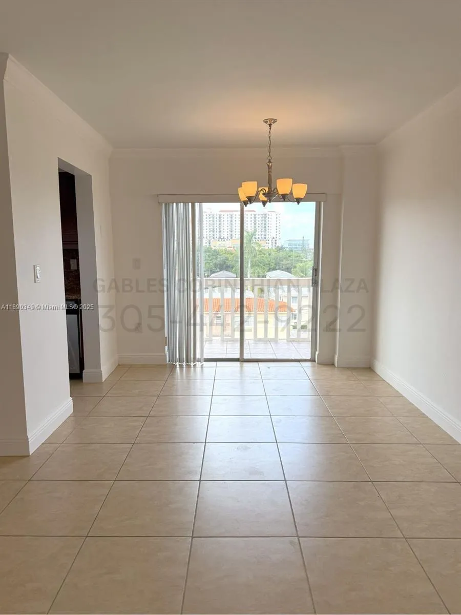 22 Salamanca Ave, #502